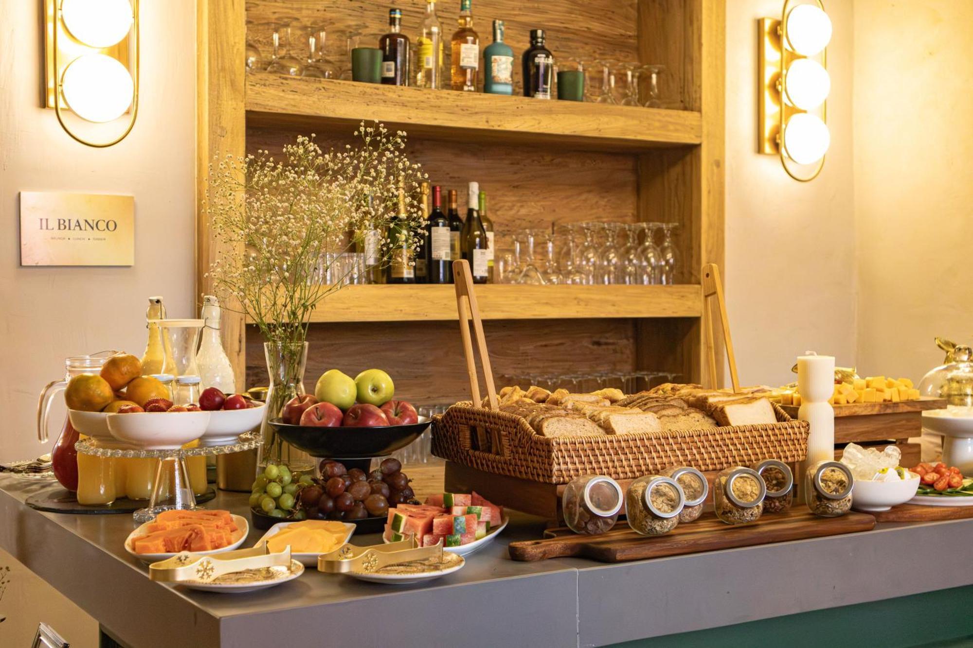 Casa Bianca By Faranda Boutique